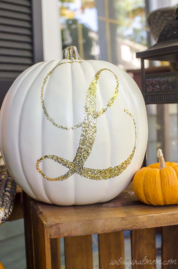 10 Halloween Pumpkin Decorating Ideas