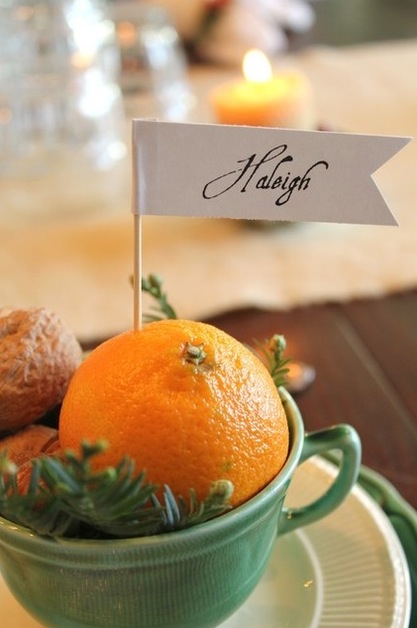 25 Inspiring Holiday Tablescapes